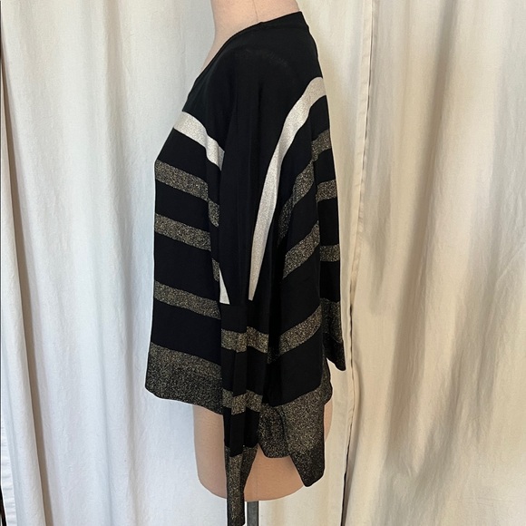 Planet Lauren G one size sweater stripes - Picture 2 of 9